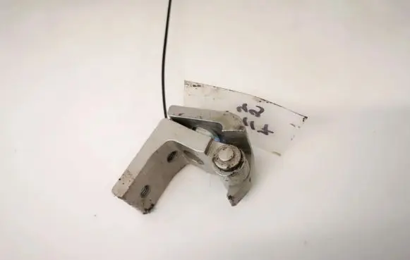 Skoda Octavia Mk2 (1Z) Rear door lower hinge 1z0833412b