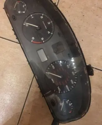 Peugeot 406 Speedometer (instrument cluster) 9639940480
