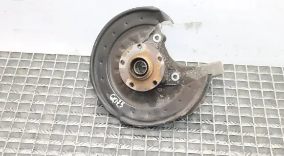 Volkswagen Phaeton Rear wheel hub