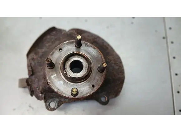 Hyundai Atos Prime Front wheel hub spindle knuckle ZWROTNICALEWA