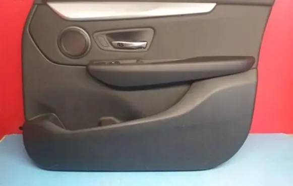 BMW 2 F46 Front door card panel trim