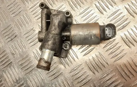 Opel Astra H EGR valve 55556720