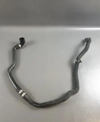 BMW 5 G30 G31 Engine coolant pipe/hose 8375796