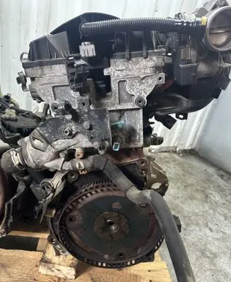 Peugeot 206 Engine