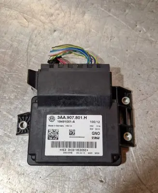 Volkswagen PASSAT B7 Hand brake control module 3AA907801H 18491001A GN00105305E