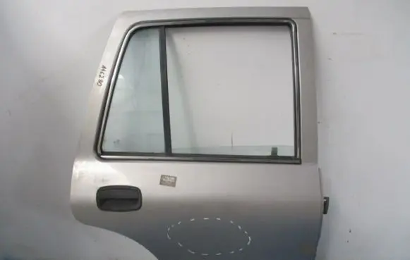 KIA Sportage Rear door