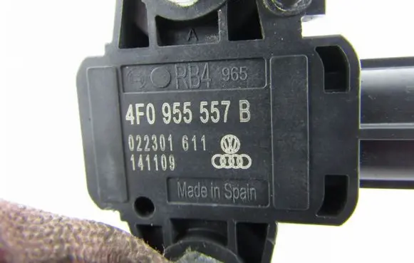 Audi A6 S6 C6 4F Airbag deployment crash/impact sensor 4f0955557b