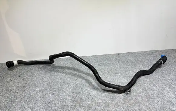 Tesla Model Y Brake vacuum hose/pipe 1647662-00-E