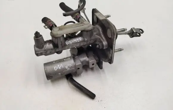 Lexus RX 450H Master brake cylinder 13811010510 323905201076