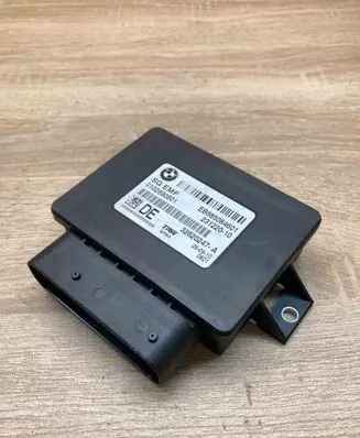 BMW 5 F10 F11 Hand brake control module 6850846 23122010