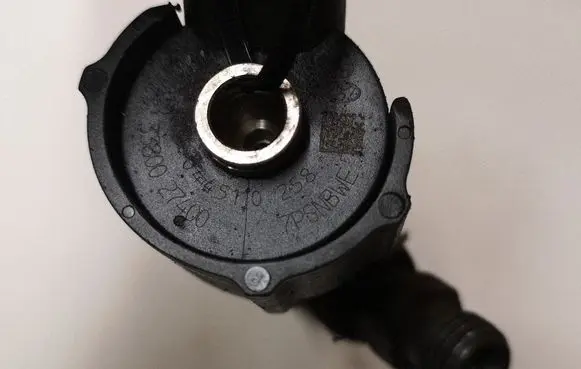 KIA Sportage Fuel injector 0445110258