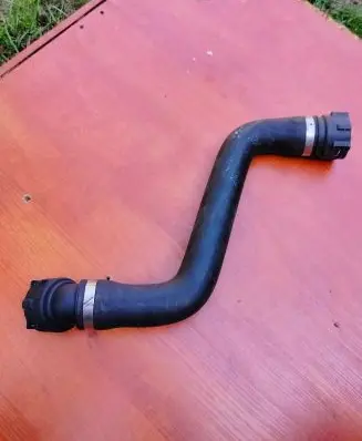 BMW 5 F10 F11 Engine coolant pipe/hose 126784T1