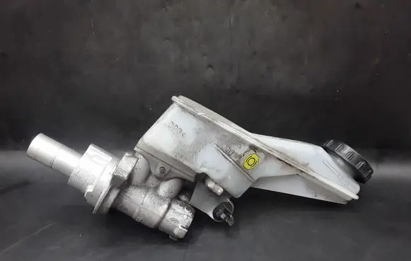 Nissan Qashqai Master brake cylinder 0204Y24277