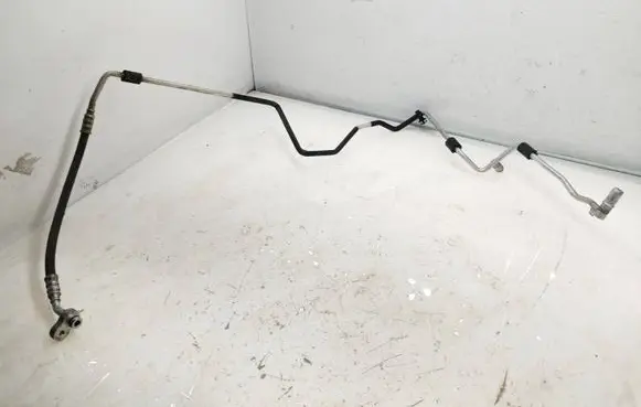 Air conditioning (A/C) pipe/hose
