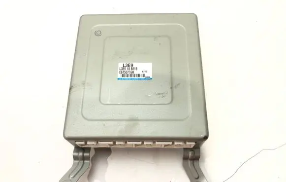 Mazda MPV II LW Engine control unit/module ECU L3E918881B