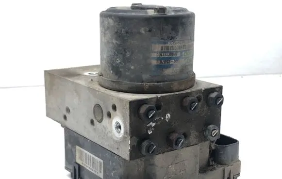 Hyundai Santa Fe ABS Pump 58900-26070