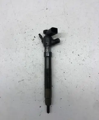 Seat Leon (5F) Fuel injector 04L130277BD 28565336