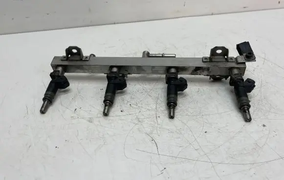Fuel injectors set