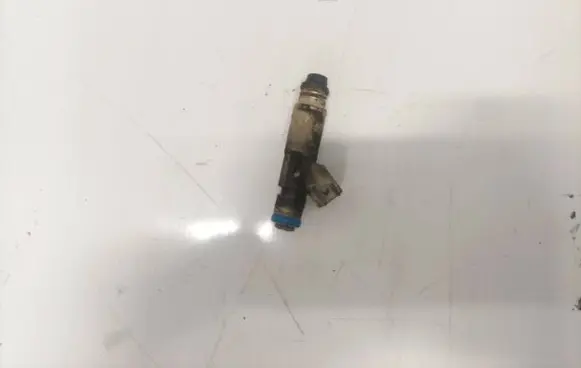 Ford Mondeo Mk III Fuel injector 031s7ef7b 031s7e-f7b