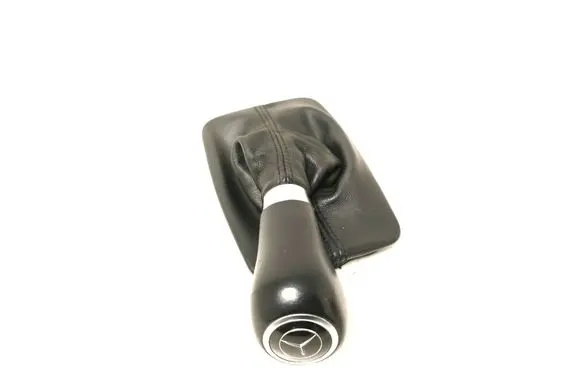 Mercedes-Benz C W204 Gear lever shifter trim leather/knob A2042677710