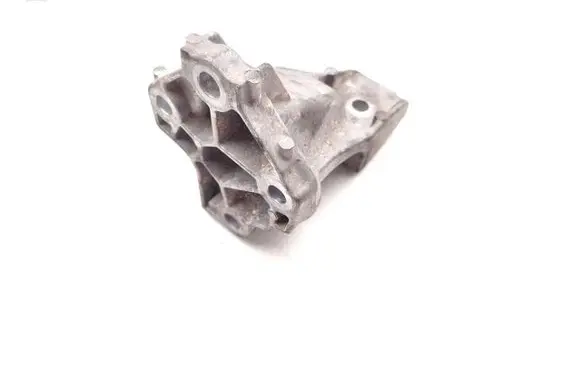 Land Rover Range Rover L405 Engine mounting bracket CPLA-6061-CB