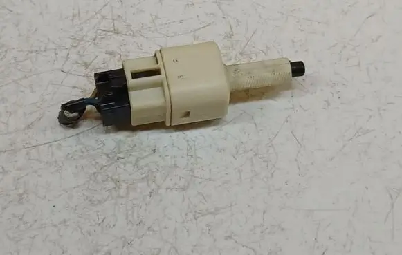 Toyota Auris 150 Brake pedal sensor switch