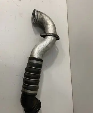 BMW 5 E60 E61 Intercooler hose/pipe 7808414
