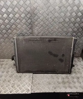Seat Leon (1P) Coolant radiator 1K0121251BK