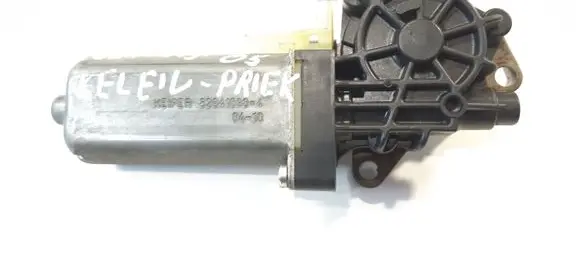 Mercedes-Benz CLS C219 Seat adjustment motor 0390203002
