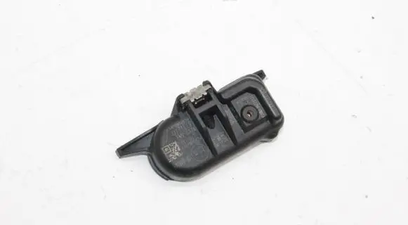 Nissan Juke I F15 Tire pressure sensor 10R048748