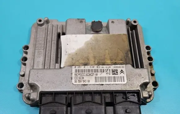 Citroen C4 I Engine control unit/module ECU 0281011630 IMPRK1358764