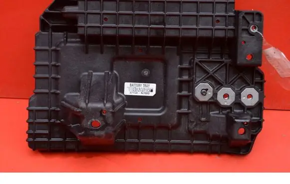 Hyundai Tucson JM Battery box tray 37150N7000