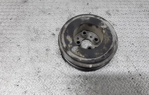 Volkswagen Golf IV Crankshaft pulley