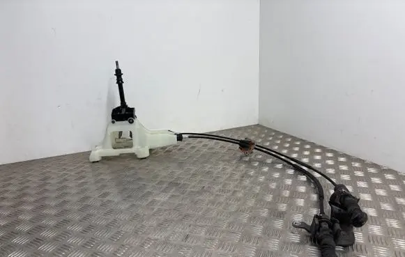 Peugeot 4008 Gear shifter/selector