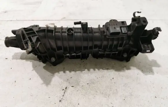 BMW 5 F10 F11 Intake manifold 108452