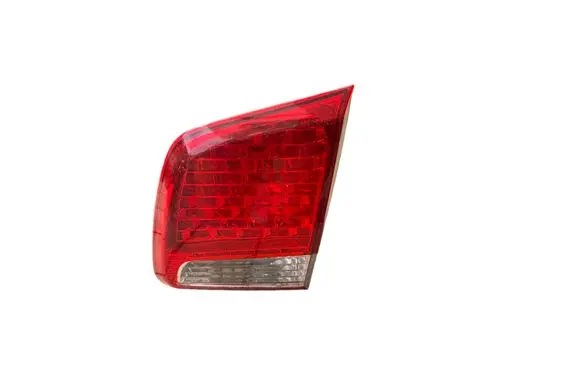 KIA Sorento Tailgate rear/tail lights R924062P02