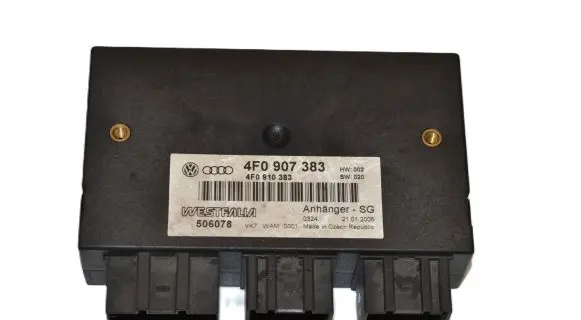 Audi A6 S6 C6 4F Tow bar trailer control unit/module 4F0907383 506078 4F0910383