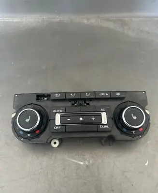 Skoda Octavia Mk2 (1Z) Climate control unit 3T0907044AL 5HB00974935
