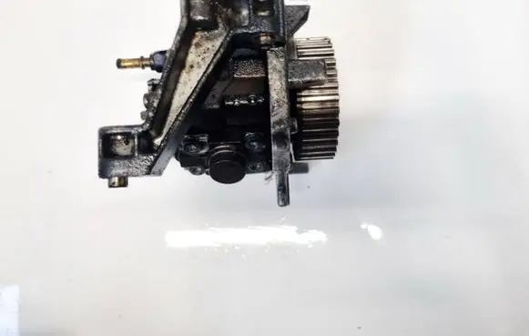 Citroen C4 Grand Picasso Fuel injection high pressure pump 9683703780 0445010102
