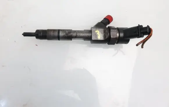 Renault Megane II Fuel injector 8200100272