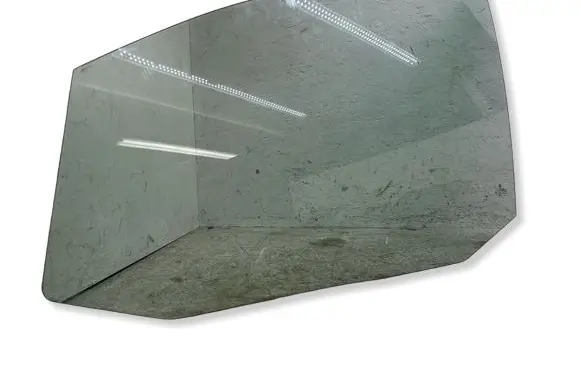 Volkswagen Touran I Front door window glass four-door 43R001582