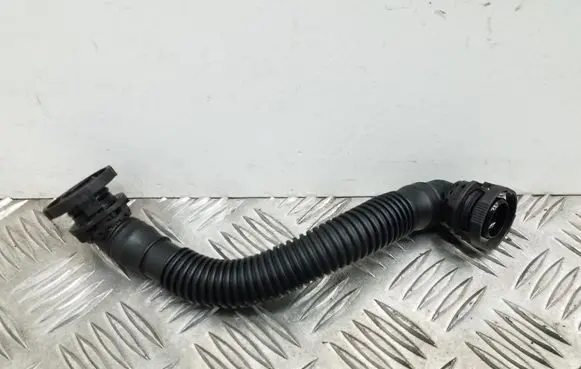 Volkswagen PASSAT B7 Breather hose/pipe 03L103493AE