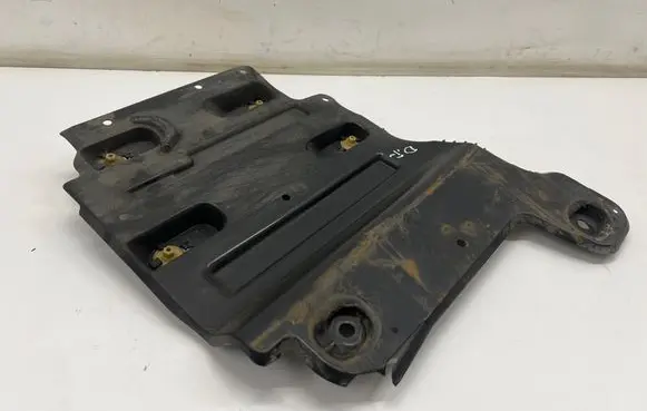 Front underbody cover/under tray