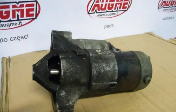 Citroen C8 Starter motor M000T82081
