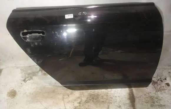 Audi A6 S6 C6 4F Rear door juodos