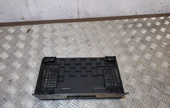 Audi A3 S3 8V Other interior part 8V0863051