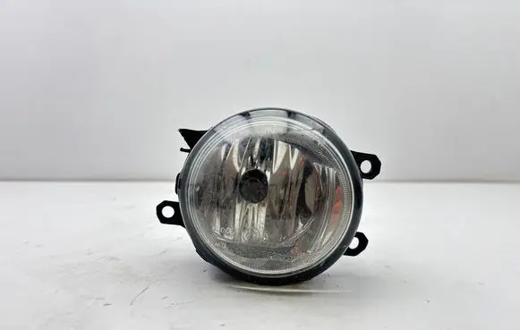 Toyota Prius+ (ZVW40) Front fog light 812200W040 69208911