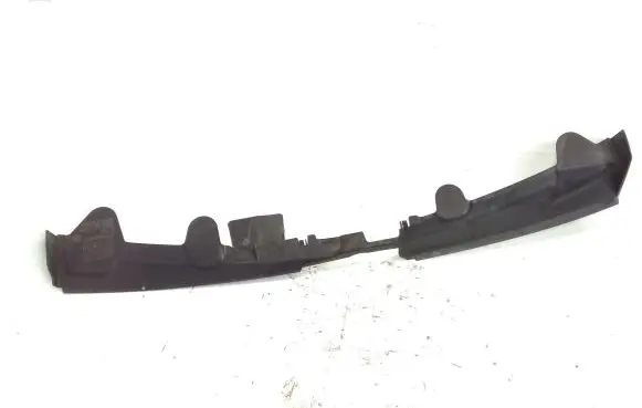Volkswagen Passat Alltrack Engine bonnet/hood lock trim molding 3AA121330