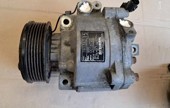 Peugeot 4007 Air conditioning (A/C) compressor (pump) 7813A215