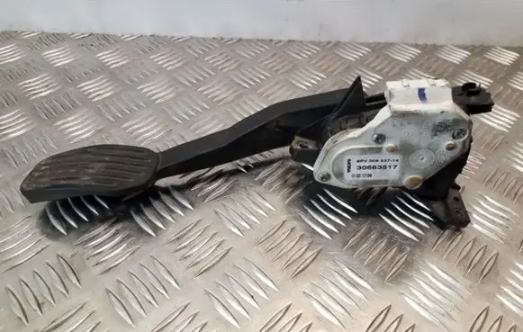 Volvo S60 Accelerator throttle pedal 30683517 6PV00853714